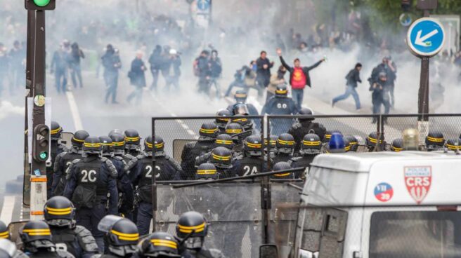 Más de 200 detenidos en París durante las protestas del 1 de mayo