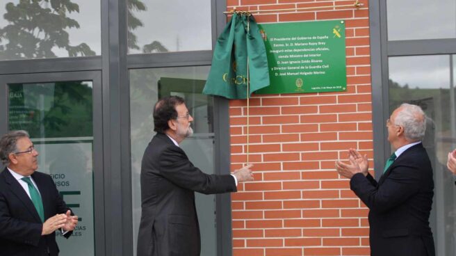 Mariano Rajoy, el ministro del Interior, Juan Ignacio Zoido, y el presidente de La Rioja, José Ignacio Ceniceros.