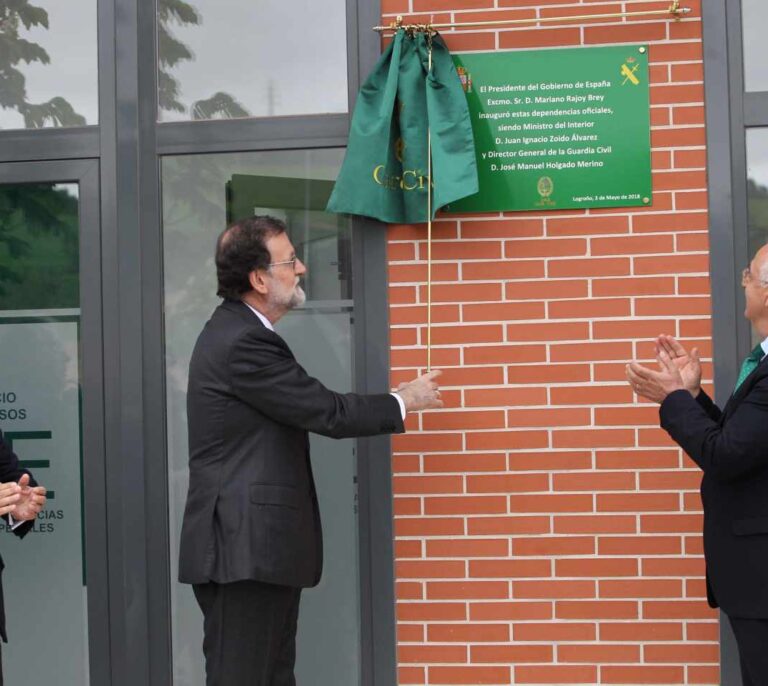 Rajoy rechaza el acercamiento de presos tras el anuncio de ETA: "Nada les debemos"