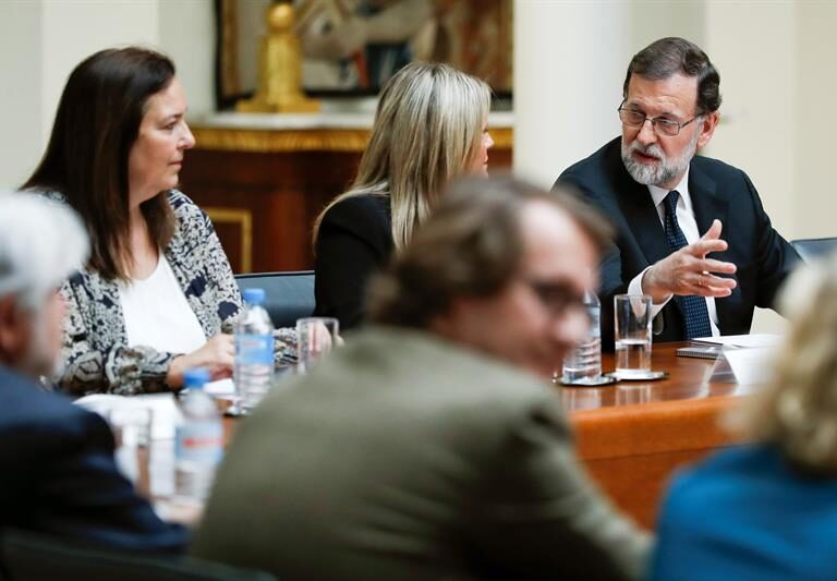Duros reproches de las víctimas a Rajoy por el final de ETA: "Ahórrese la sensiblería, queremos justicia"