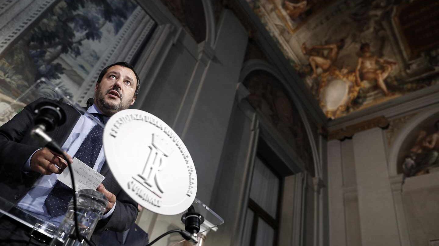 La prima de riesgo italiana se eleva a máximos de tres meses y pone a prueba la confianza de los mercados.