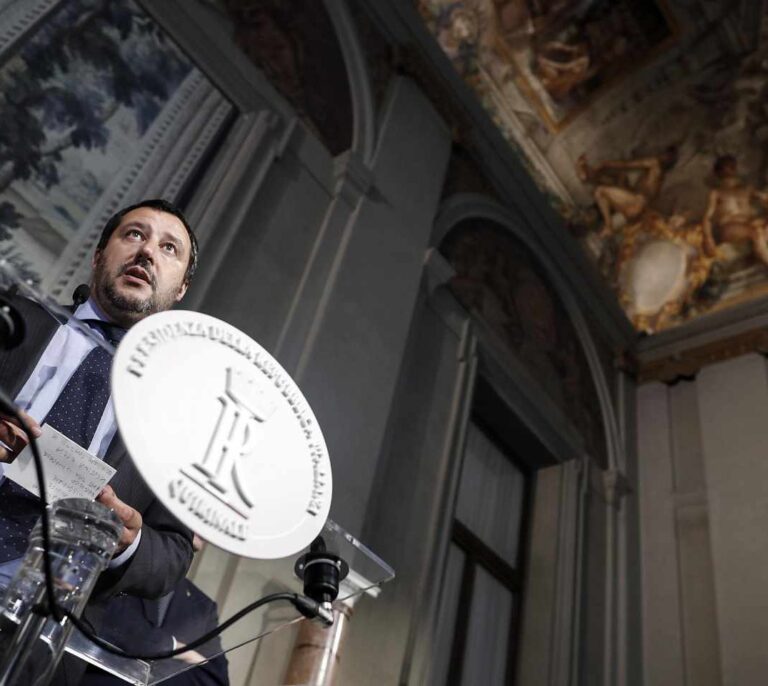 La prima de riesgo italiana escala a máximos de 3 meses y pone a prueba la confianza del mercado