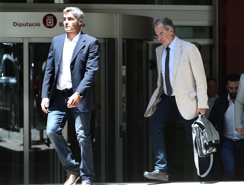 El juez deja en libertad con cargos al ex presidente de la Diputación de Barcelona