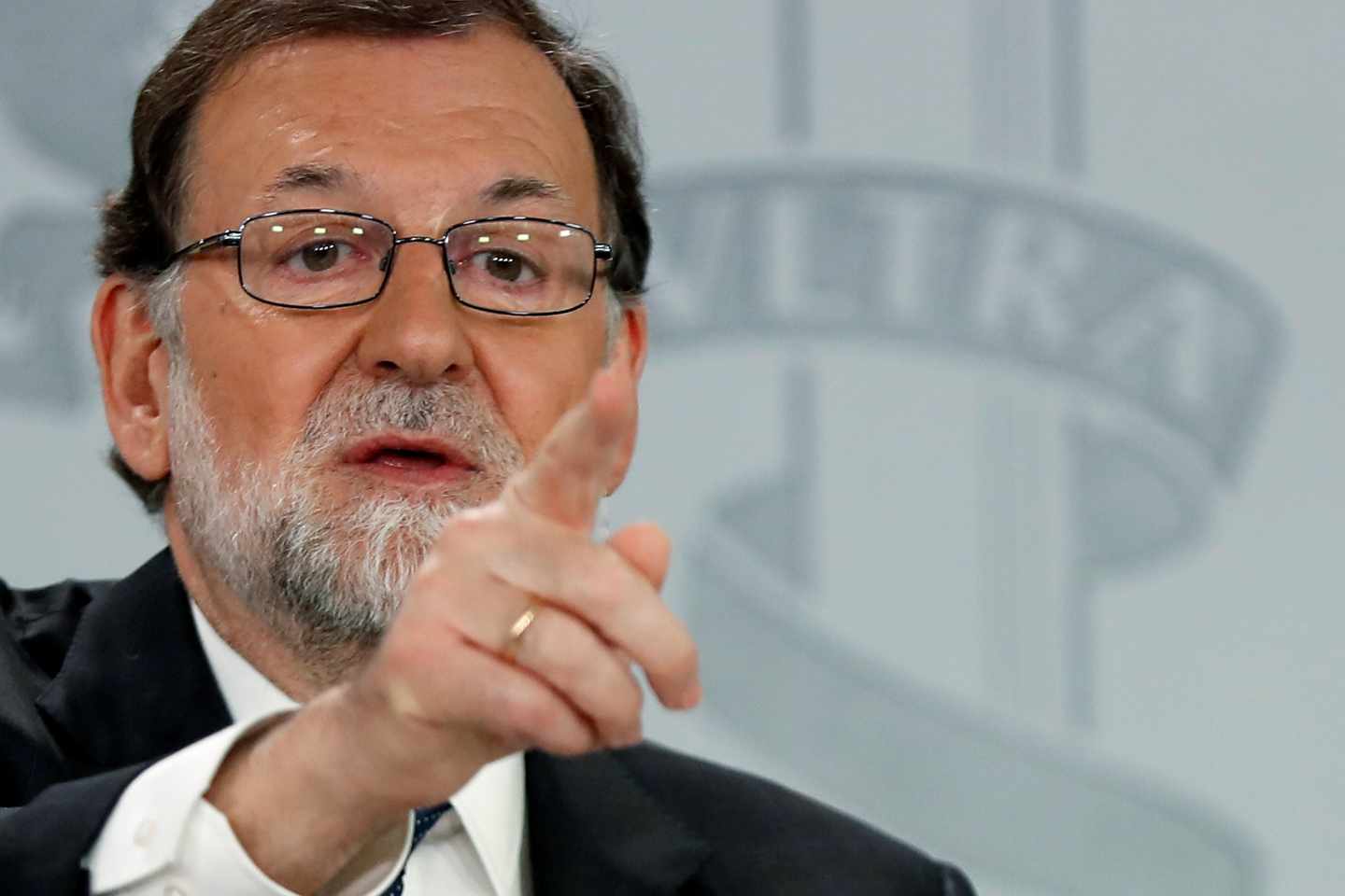 Rajoy libera su agenda tras la moción y no se reunirá con Iglesias en Moncloa