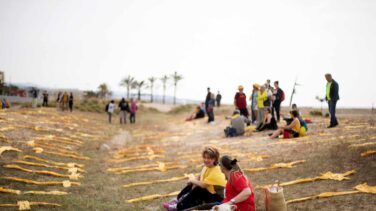 Guerra de símbolos en las playas de Barcelona