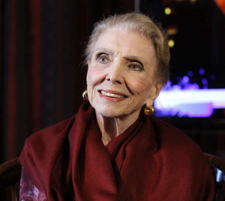 Muere María Dolores Pradera, la gran dama de la canción
