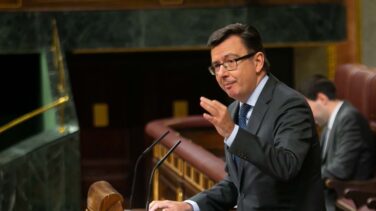 Escolano destaca la independencia y amplia experiencia de Hernández de Cos