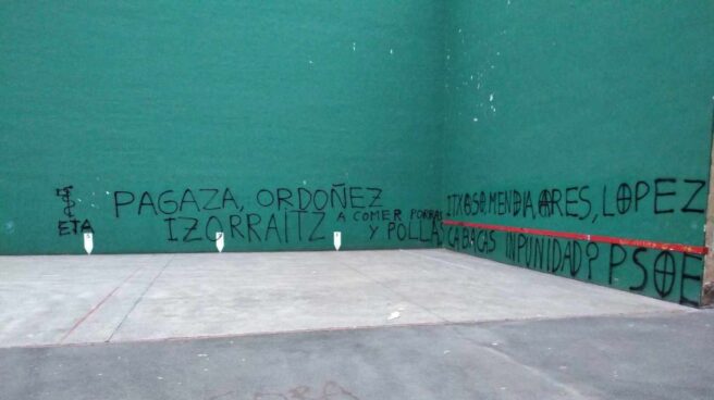 Aparecen pintadas amenazantes con el anagrama de ETA contra Pagaza, Ordóñez y López