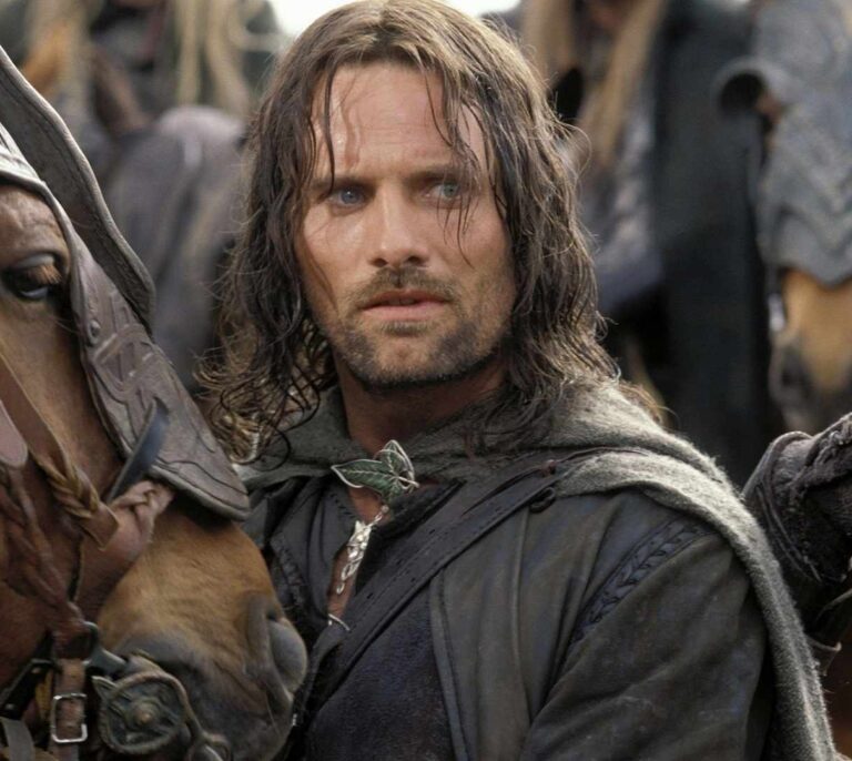 Viggo Mortensen se hace socio de Òmnium Cultural