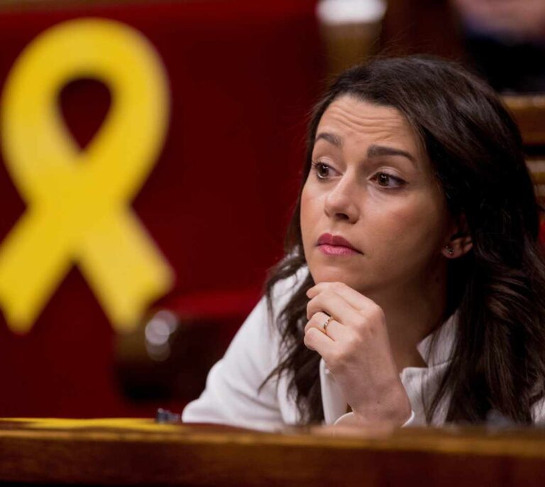 Arrimadas recuerda las "barbaridades" de Torra y le acusa de "venir a dirigir un CDR"
