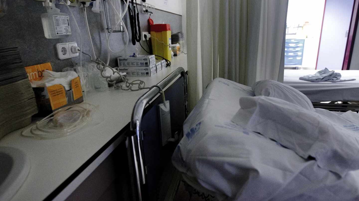 El PSOE quiere incluir la eutanasia como una prestación básica del Sistema de Salud.