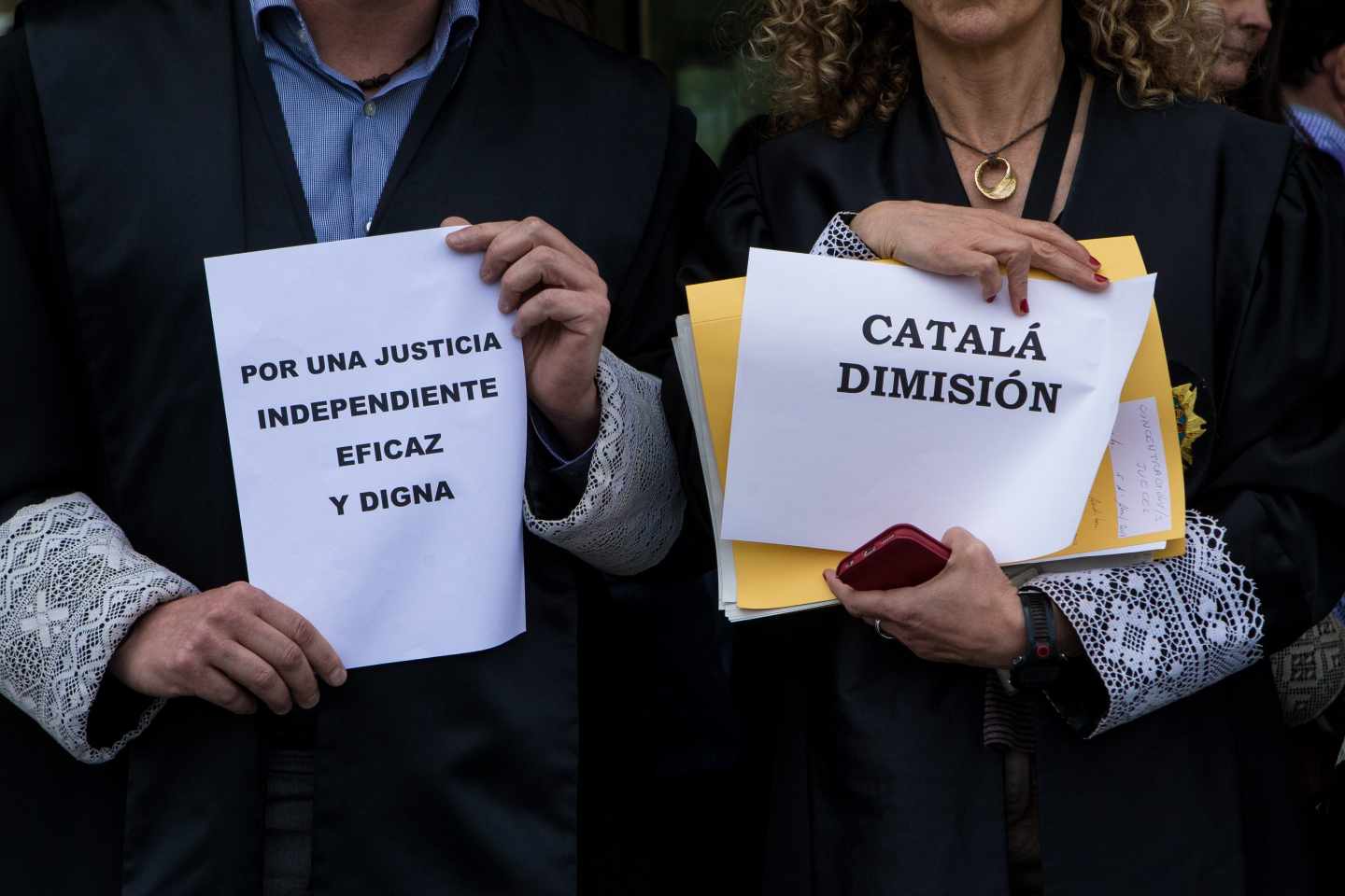 Dos jueces piden la dimisión de Rafael Catalá.