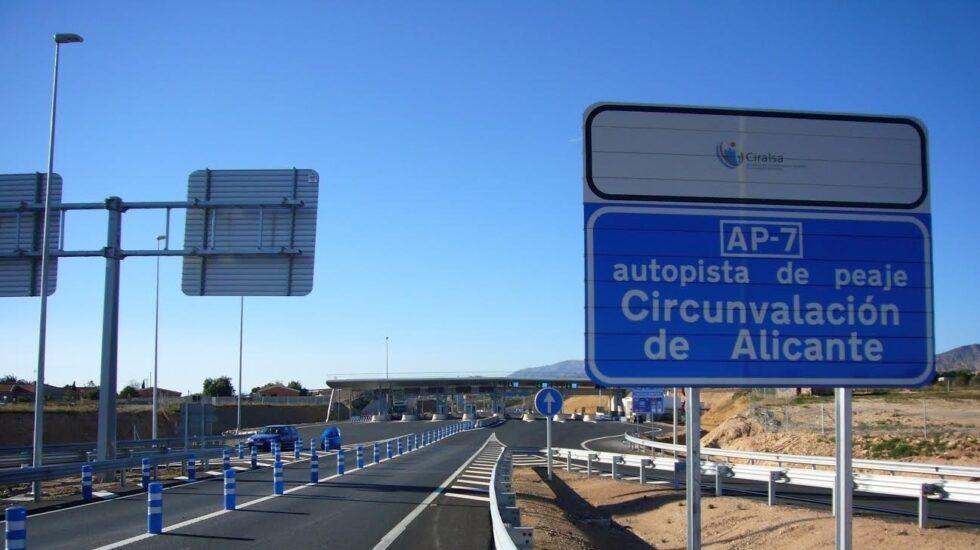 Circunvalación de Alicante, una de las nueve autovías de peaje que entraron en concurso en 2012.