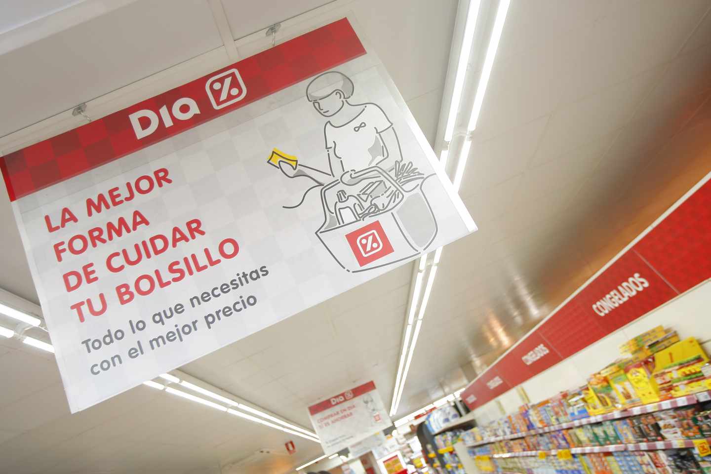 Dia se desangra en bolsa: "Hay poco que pueda hacer ante Mercadona"