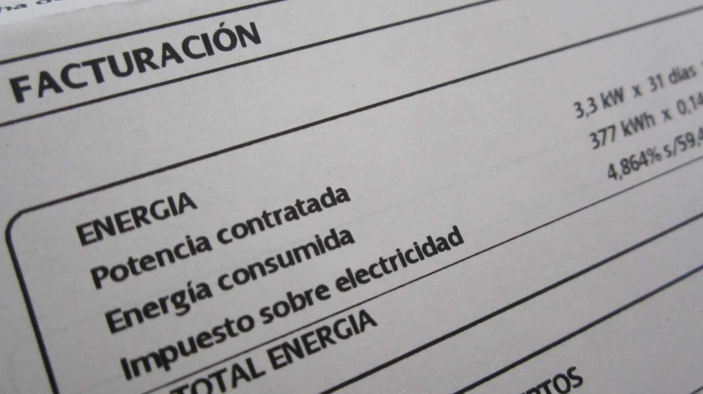 Una factura de electricidad.