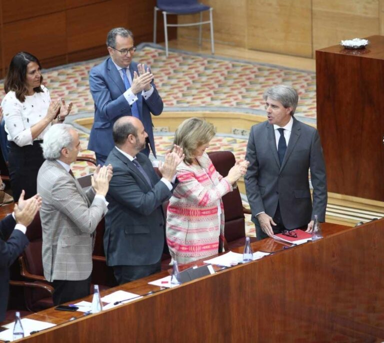 Ángel Garrido, elegido presidente de la Comunidad