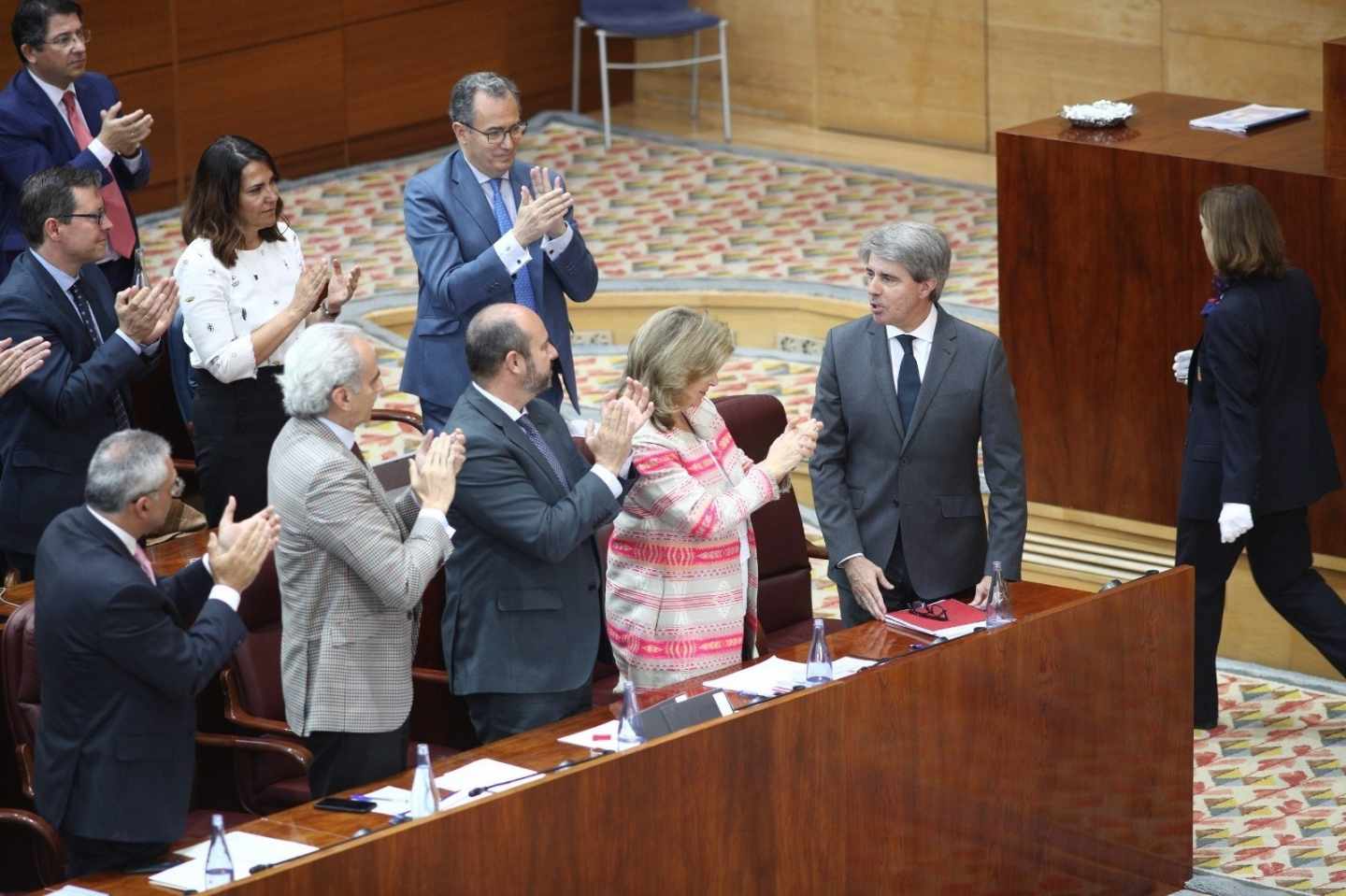 Ángel Garrido, elegido presidente de la Comunidad