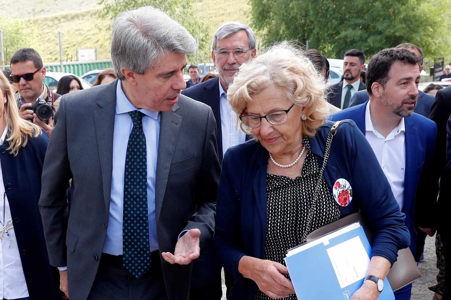 Carmena pedirá a Garrido anular la venta de 1.860 VPO a Blackstone