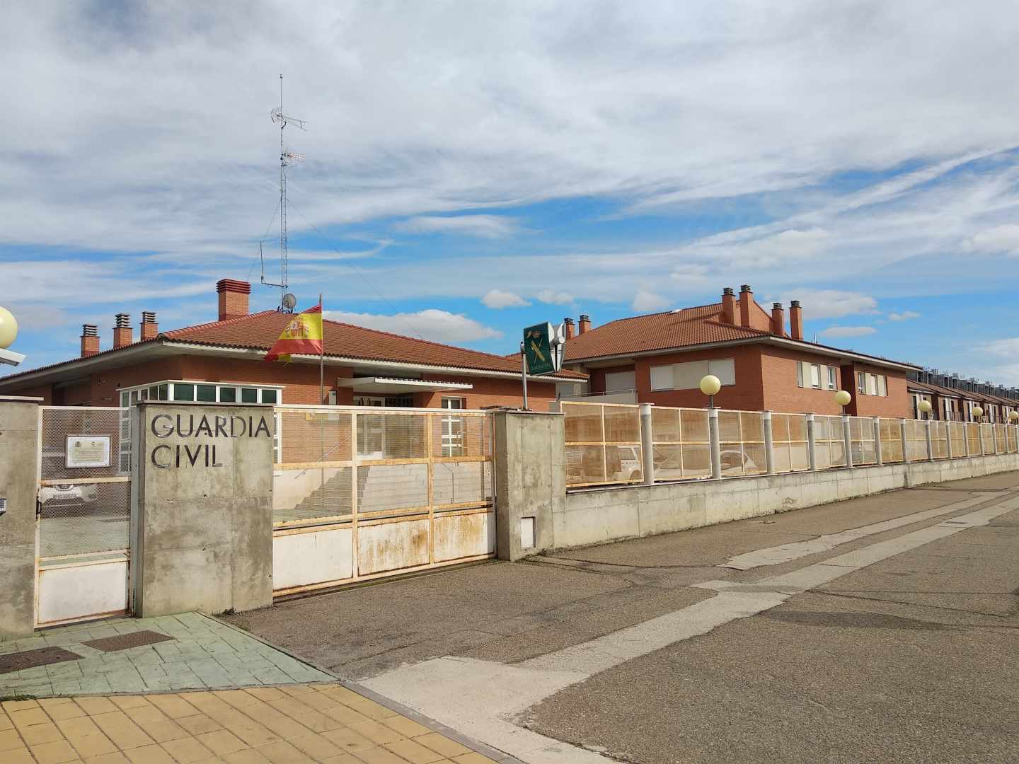 Casa cuartel de la Guardia Civil en Cabezón de Pisuerga
