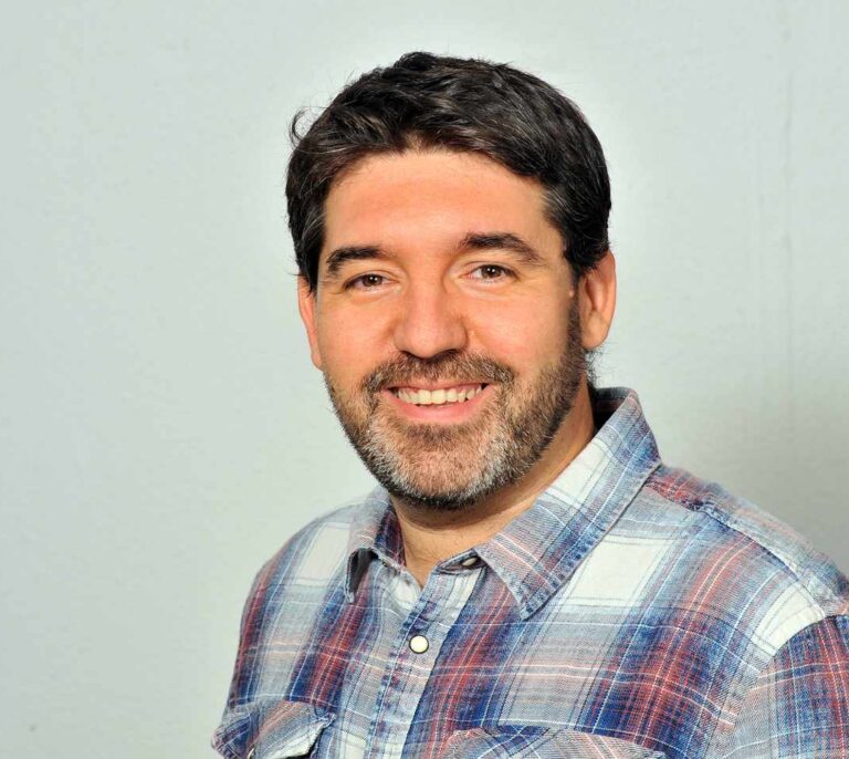 Dimite el líder de Podemos Zaragoza tras pagar un viaje a Nueva York con dinero público