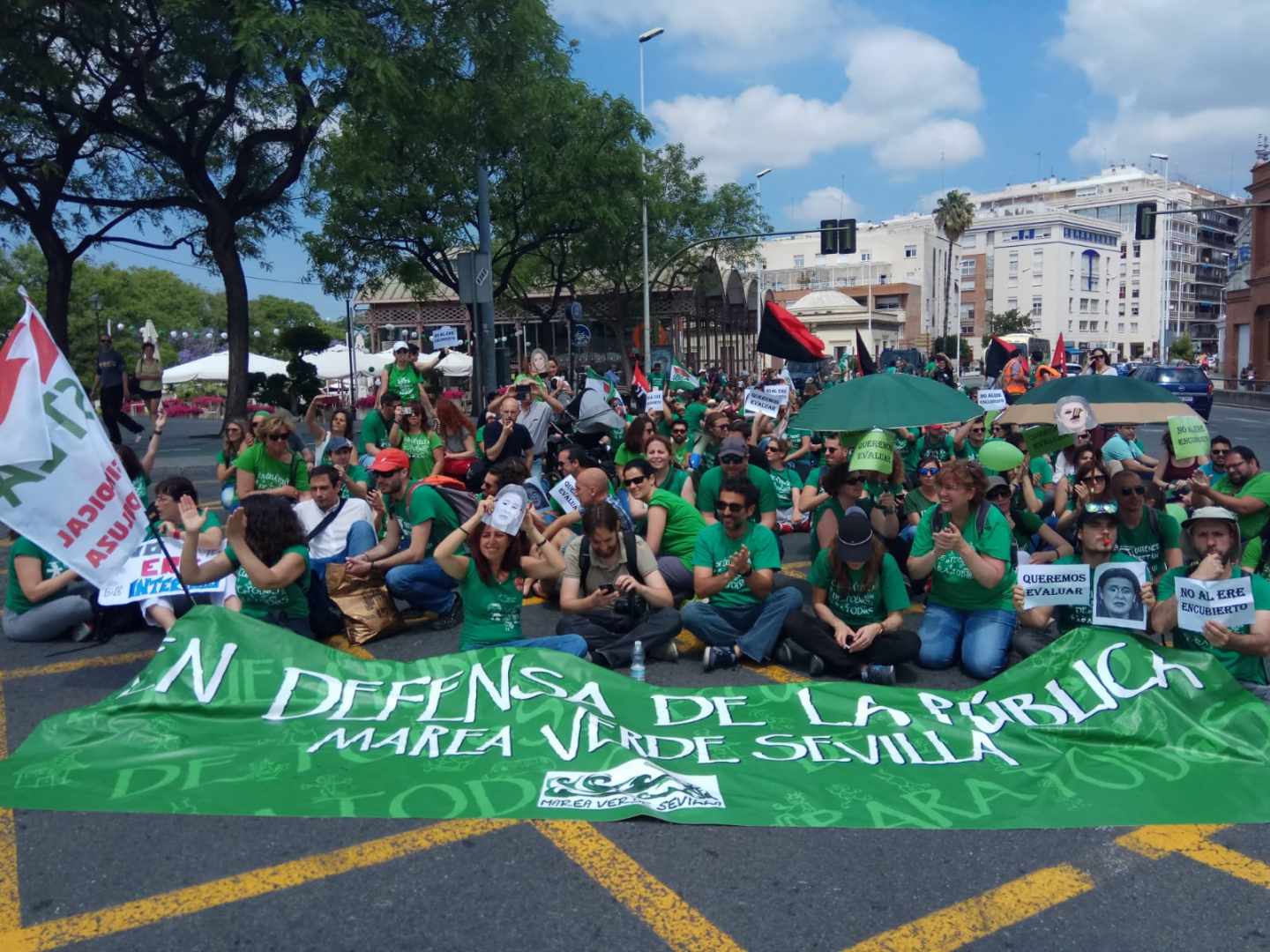 Manifestación de interinos en Sevilla.