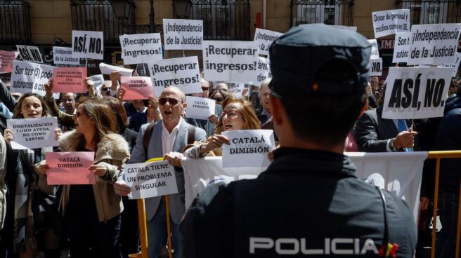 Hoy es martes y protestan jueces, fiscales, funcionarios de prisiones y sindicatos