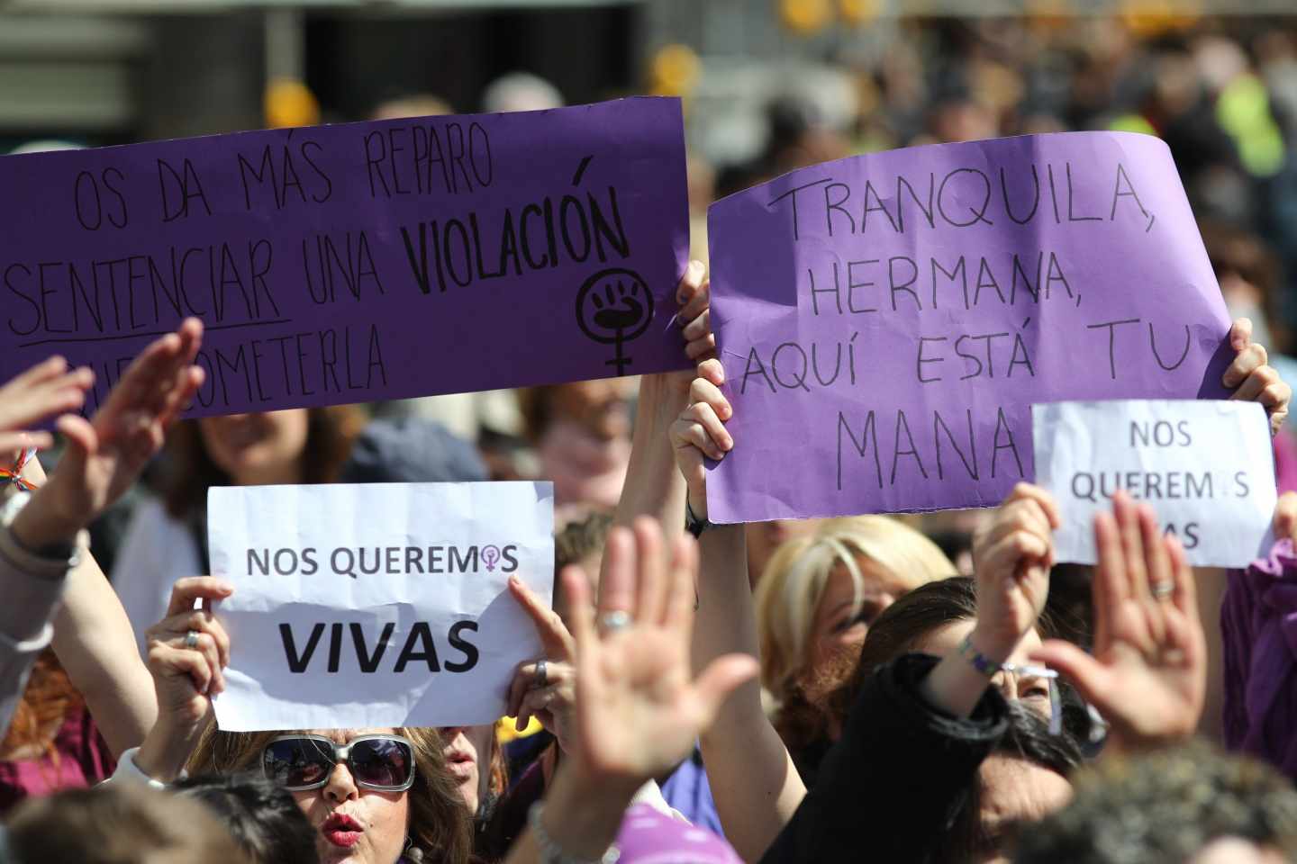 Protestas durante los actos del 2 de mayo en Madrid.