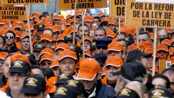Militares españoles de la AUME se manifiestan en Madrid en 2009.