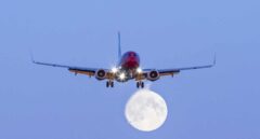 Norwegian redobla su asalto al negocio de Iberia en pleno intento de compra de IAG