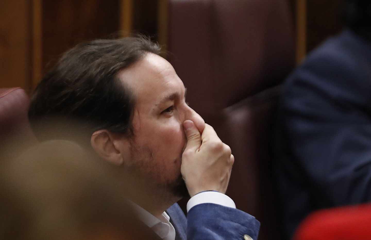 El líder de Podemos, Pablo Iglesias, en su escaño del Congreso.