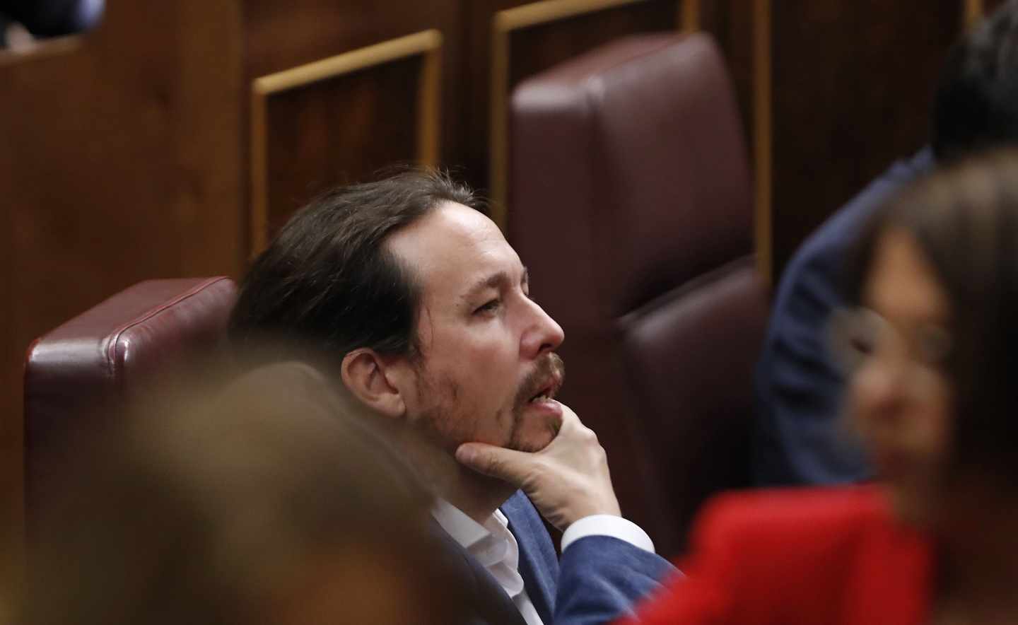 El líder de Podemos, Pablo Iglesias, en su escaño del Congreso.