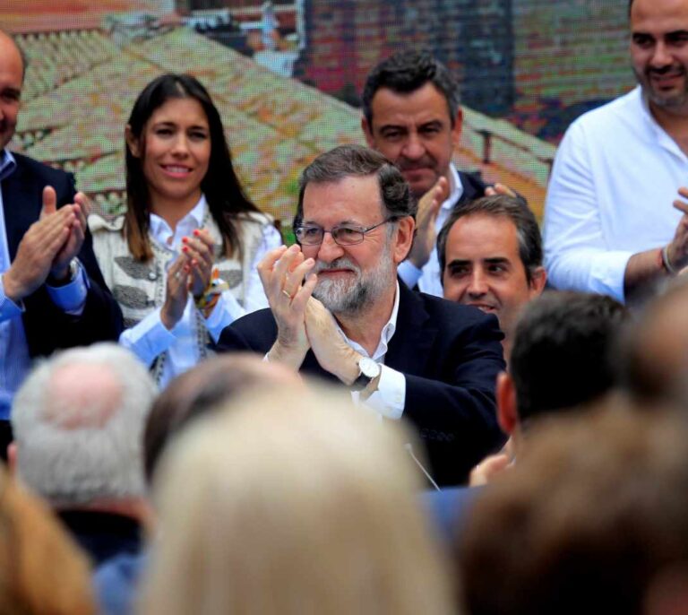 El Gobierno avisa a Torra: "Cualquier vulneración de la Constitución será respondida"