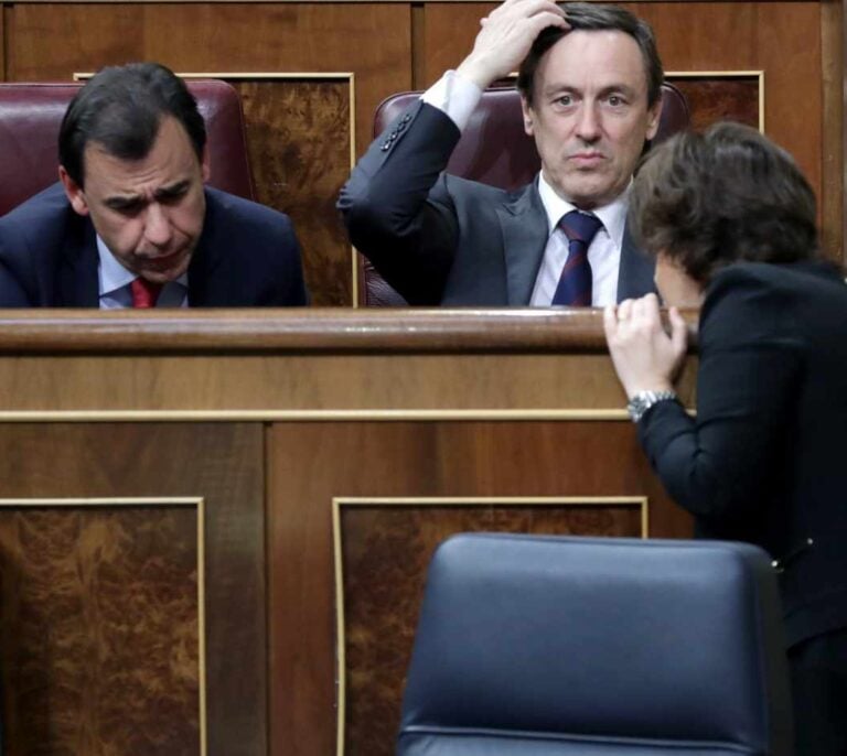 El PP pasó de la euforia al hundimiento en cinco horas: "El sábado hacemos las cajas"