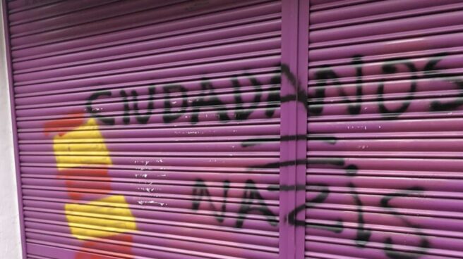 Vuelven a atacar la tienda de la madre de Rivera: "Ciudadanos = nazis"