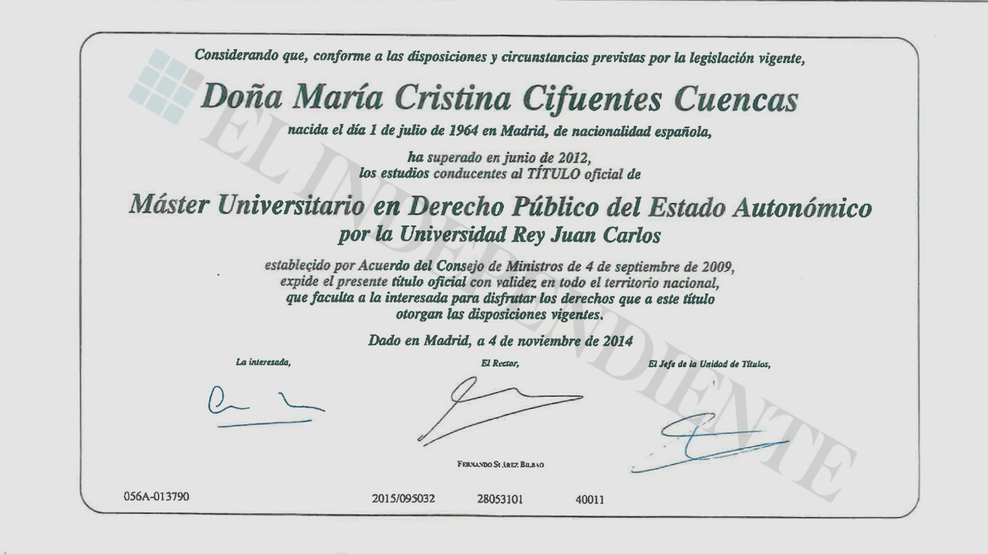 Copia del título del máster de Cristina Cifuentes, del que renegó antes de presentar su dimisión como presidenta de la Comunidad de Madrid.