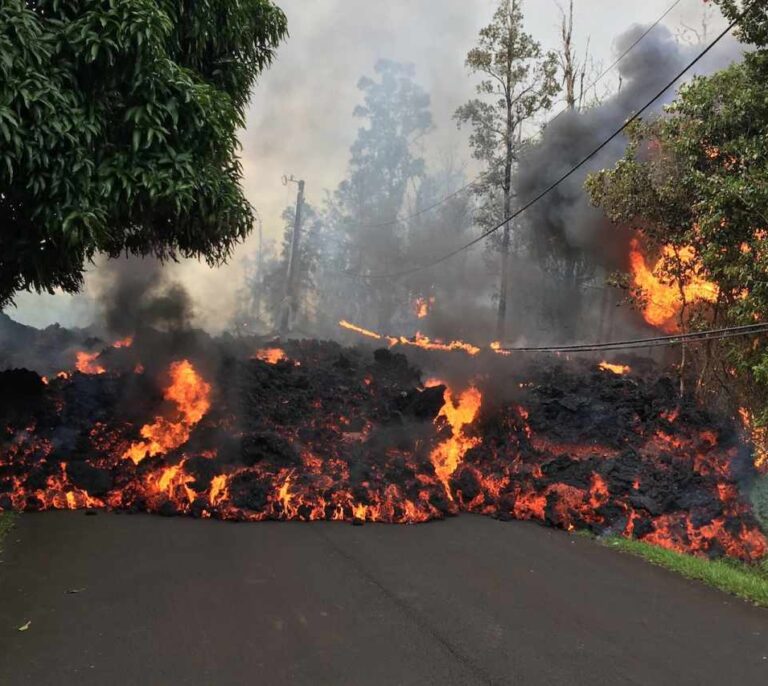Volcán en Hawái: el más espectacular pero no (aún) el más peligroso