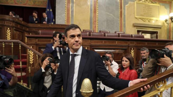 Pedro Sánchez, a su llegada al hemiciclo.