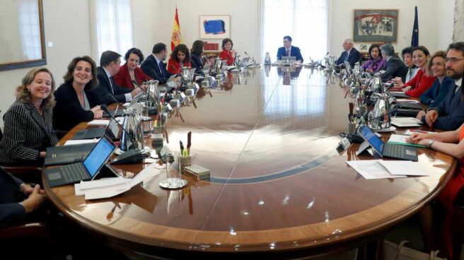 Primera reunión del Consejo de Ministros del Gobierno de Pedro Sánchez.