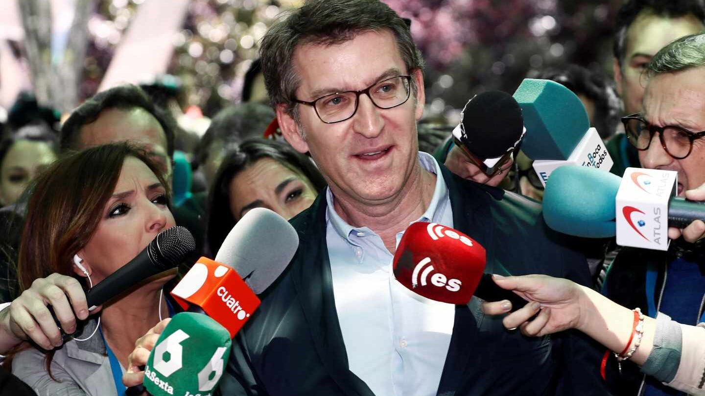 Alberto Núñez Feijóo a su llegada a la Junta Directiva Nacional