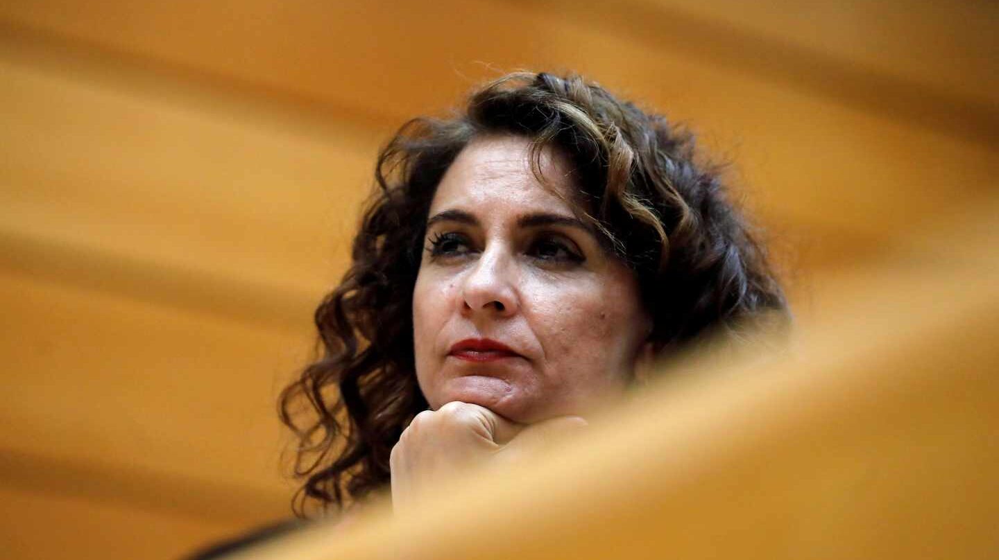 La ministra de Hacienda, María Jesús Montero, durante la sesión del Senado.