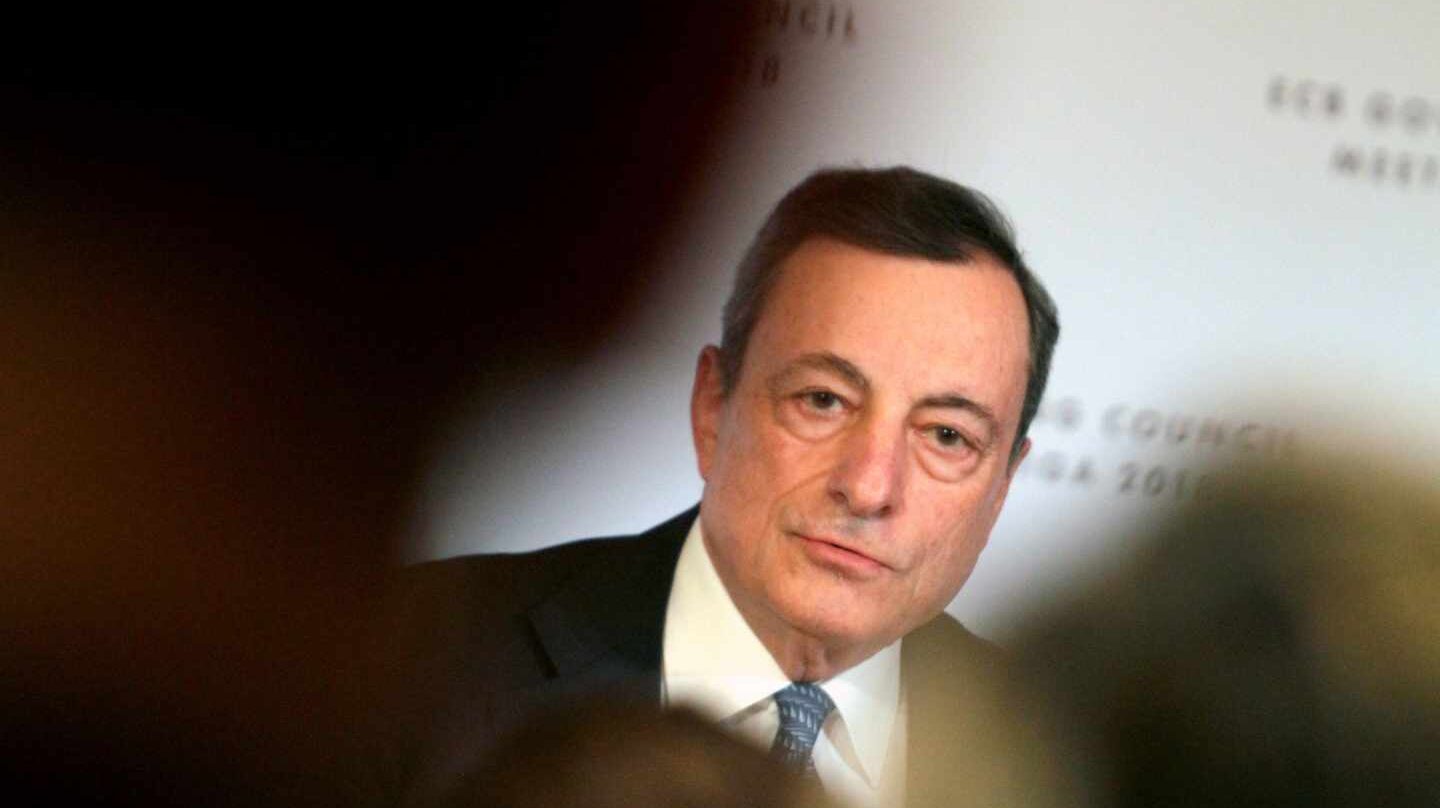 Draghi inicia el retorno a la normalidad con el reto de desterrar el fantasma de las dos Europa.