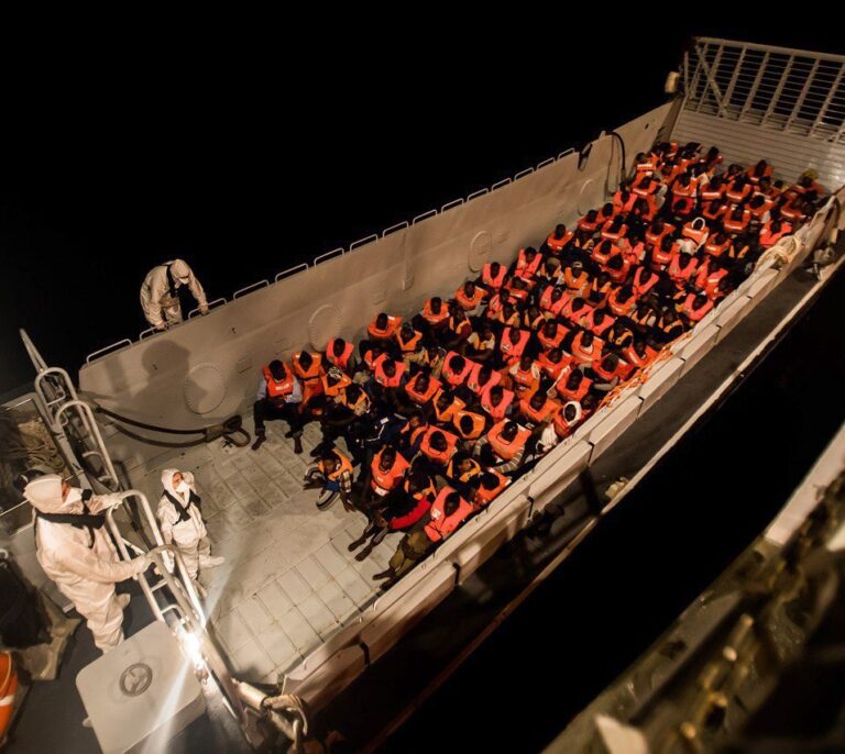 Frontex sitúa a España en primera línea de la migración de la UE "por primera vez"