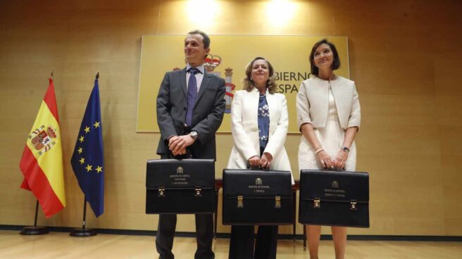 Empresarios y banqueros dan el visto bueno al Gobierno de Pedro Sánchez