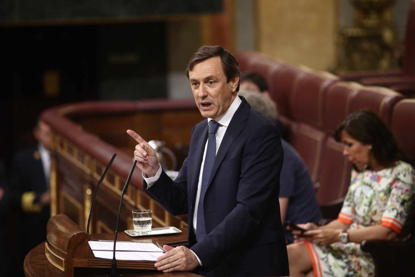 Rafael Hernando, en la tribuna del Congreso.