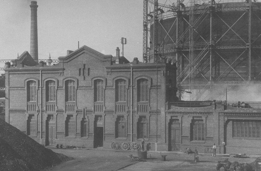 La primera planta de gas manufacturado de la entonces Sociedad Catalana para el Alumbrado por Gas.