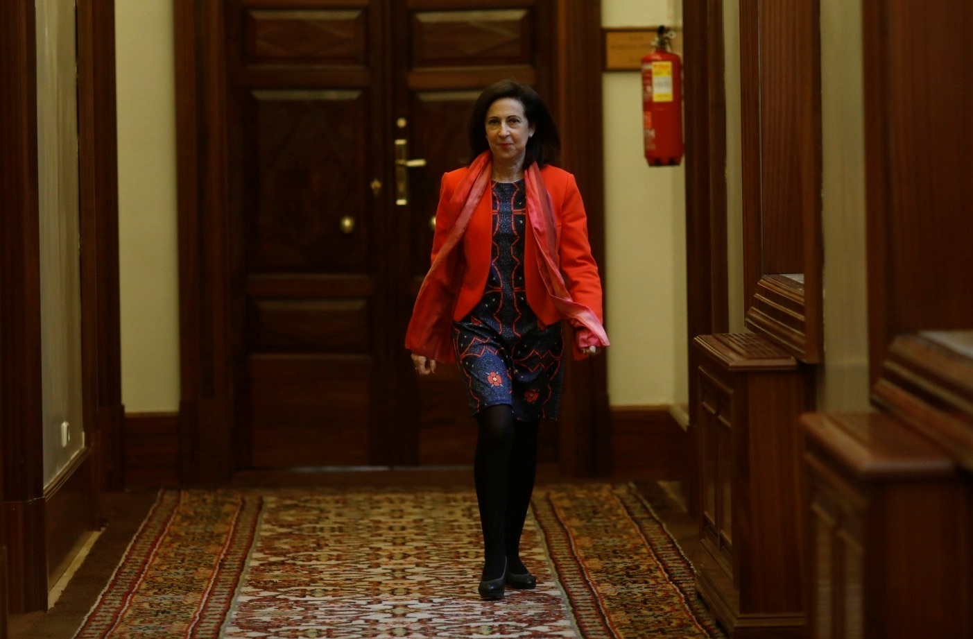 Margarita Robles, en los pasillos del Congreso de los Diputados.