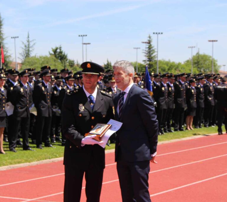 La Policía manda a Cataluña de manera forzosa a casi la mitad de los nuevos agentes