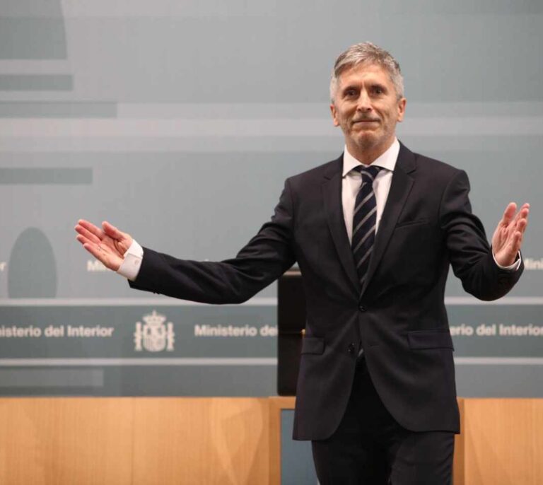 Las víctimas ponen condiciones a Grande Marlaska ante los presos de ETA