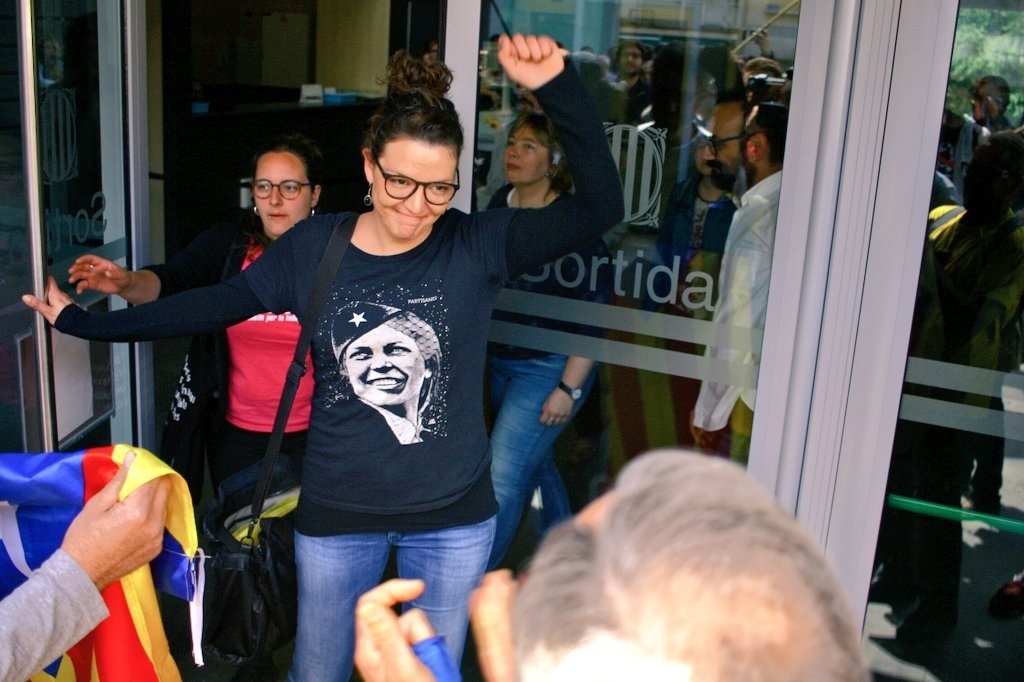 La alcaldesa de Berga, Montse Venturós, a su salida del juzgado.