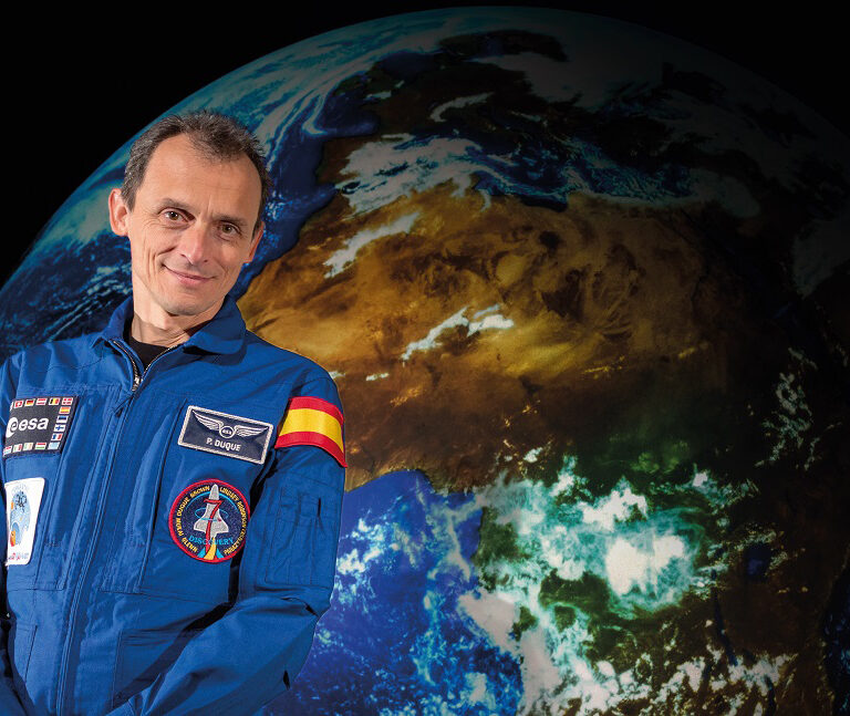 Pedro Duque: el ministro que quiere volver al espacio